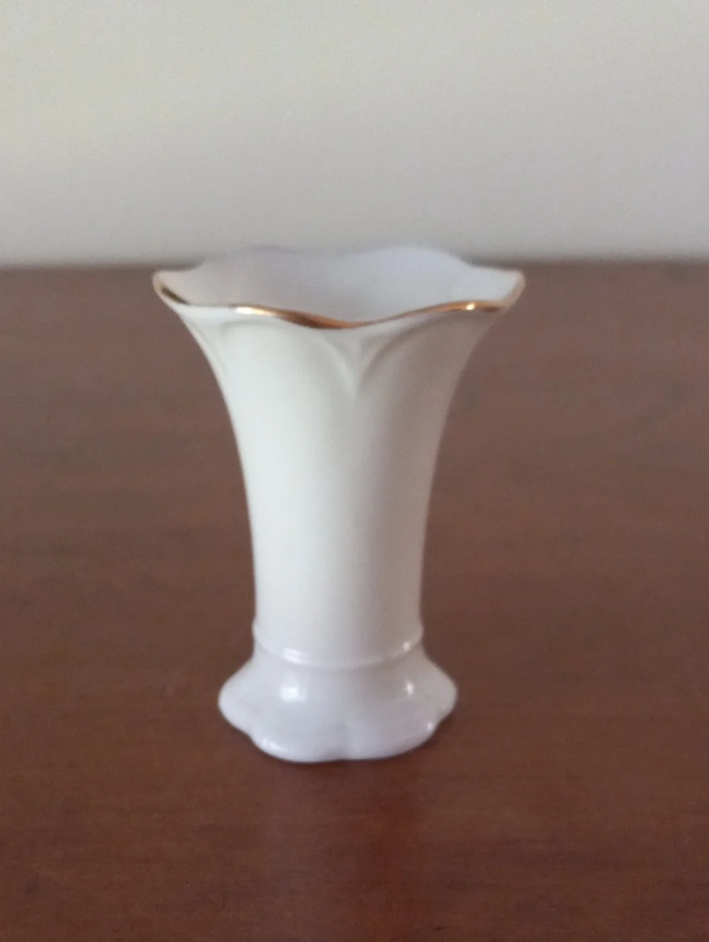 Antique Crested China Miniature Vase - St Dennis Coat of Arms Gold Trim